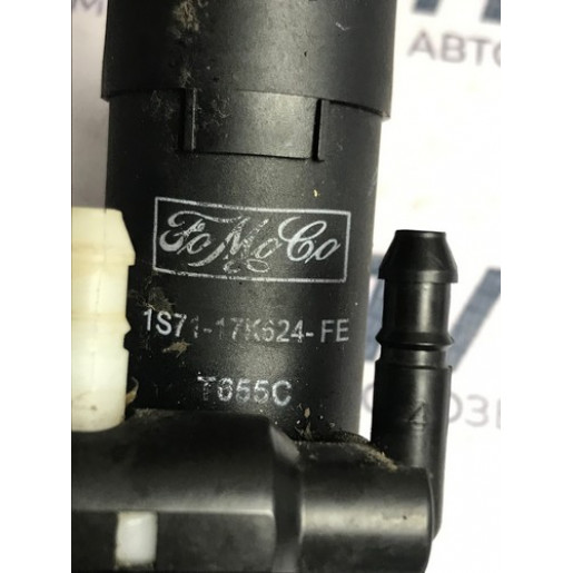 Насос омивача скла Ford Focus 2 2005-2010 1S7117K624FE
